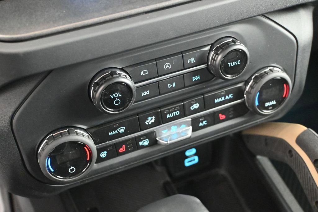 Certified 2025 Ford Bronco Badlands AWD/4WD image 15