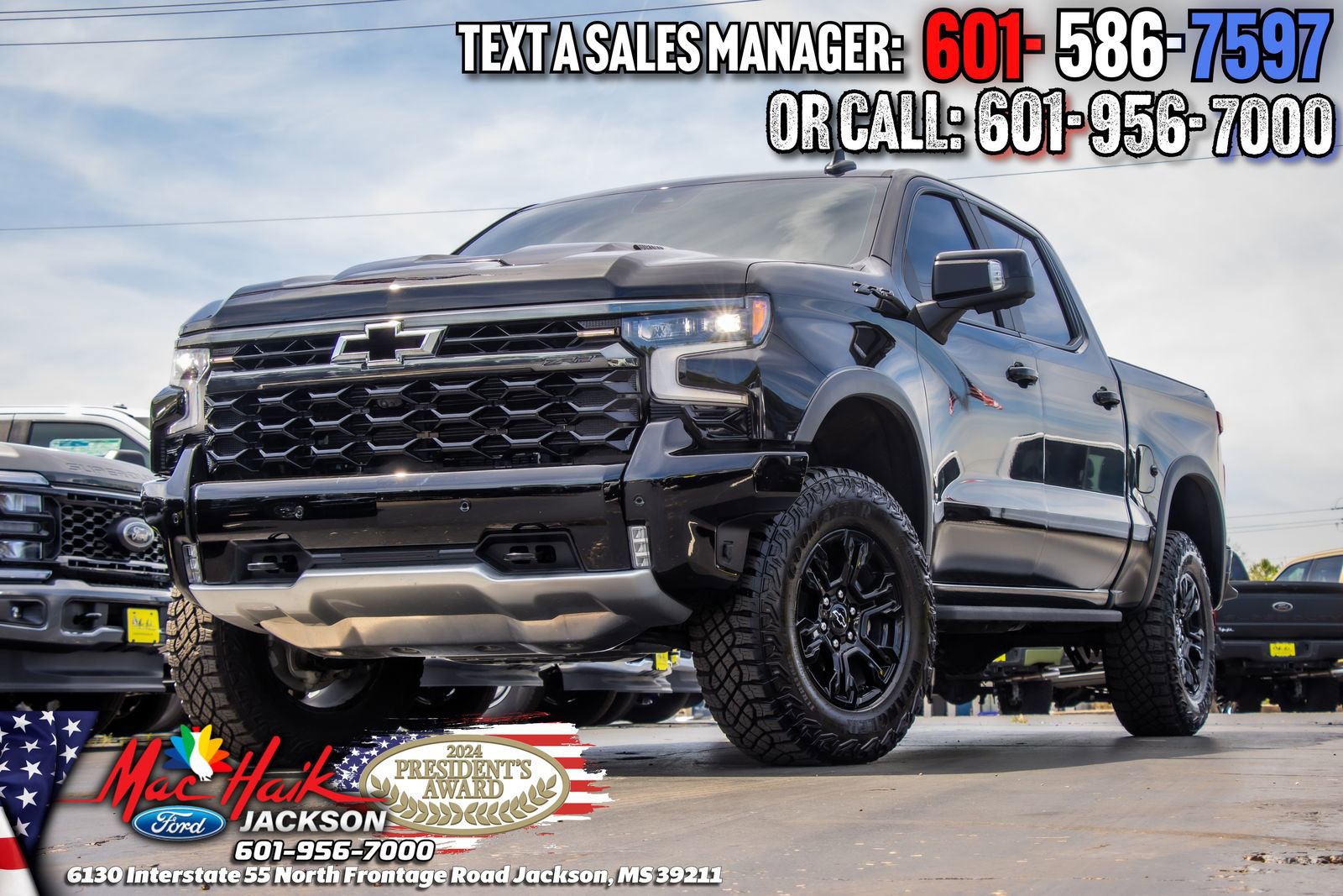 Used 2025 Chevrolet Silverado 1500 ZR2 w/ Technology Package AWD/4WD image 3