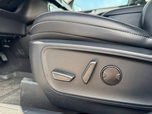 Certified 2025 Ford Escape Platinum image 18