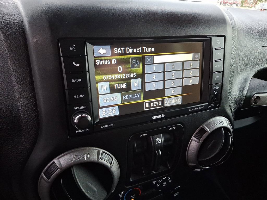 Used 2017 Jeep Wrangler Unlimited Sport w/ Quick Order Package 23S image 17