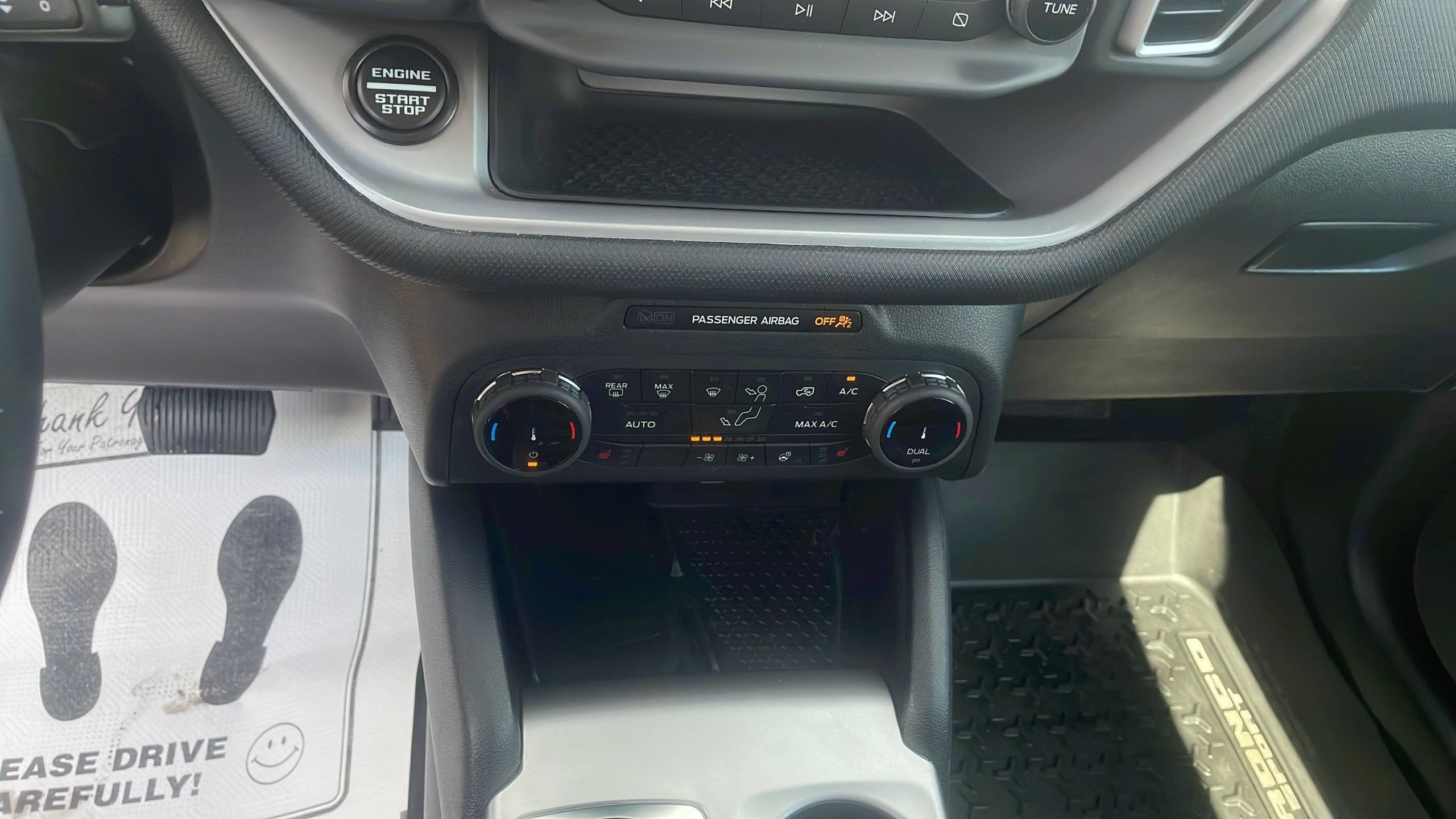 Certified 2024 Ford Bronco Sport Outer Banks w/ Tech Package AWD/4WD image 24