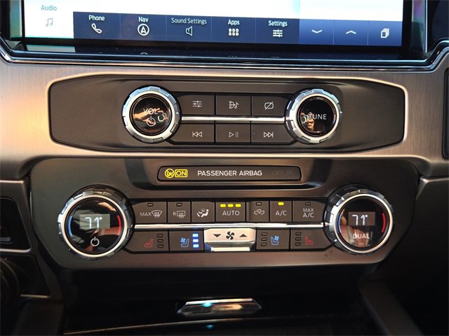 Certified 2022 Ford F450 Platinum w/ FX4 Off-Road Package image 22