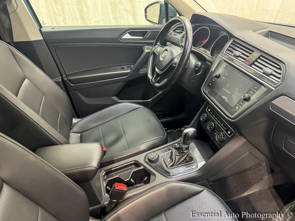 Used 2019 Volkswagen Tiguan SE w/ Panoramic Sunroof Package AWD/4WD image 25