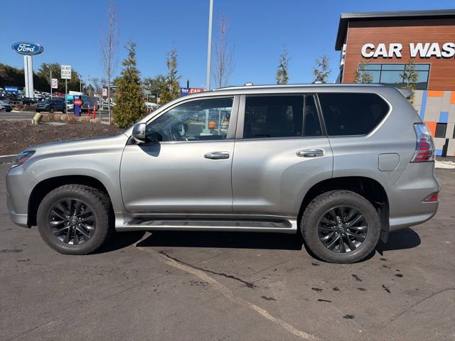 Used 2023 Lexus GX 460 Premium w/ Premium Package AWD/4WD image 3