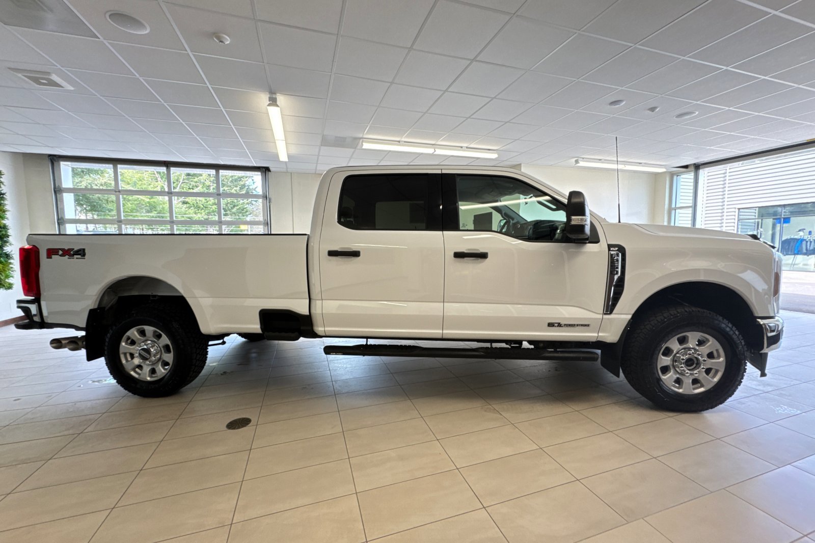 Certified 2024 Ford F250 XLT w/ FX4 Off-Road Package AWD/4WD image 3
