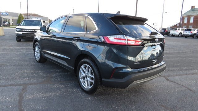 Certified 2024 Ford Edge SEL w/ Convenience Package image 3