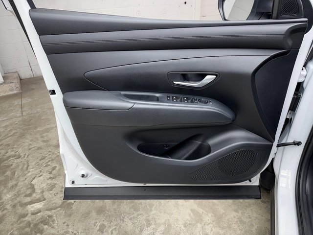 Used 2025 Hyundai Santa Cruz SEL image 12