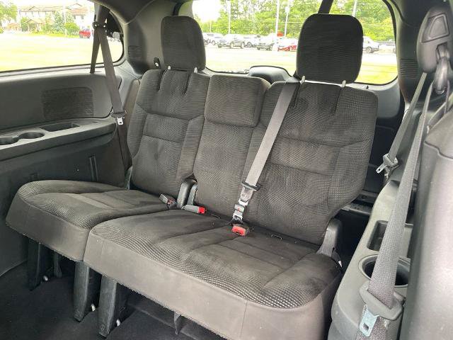 Used 2020 Dodge Grand Caravan SE FWD image 14