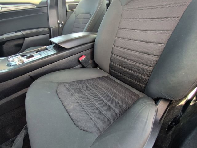 Certified 2020 Ford Fusion SE FWD image 12