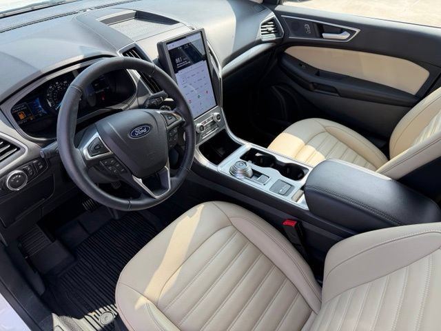 Certified 2023 Ford Edge SEL w/ Convenience Package AWD/4WD image 11