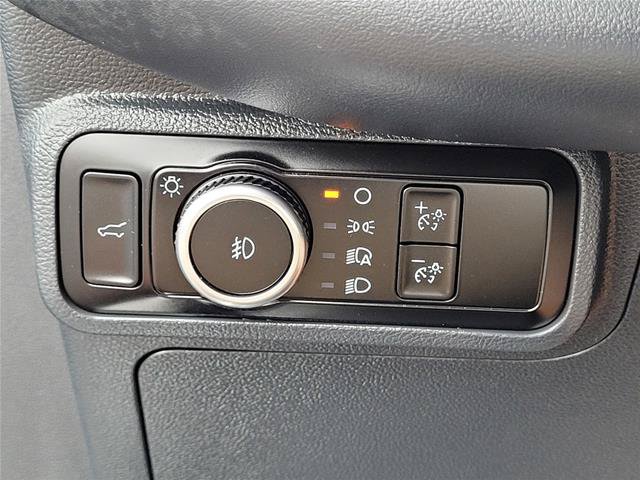 Certified 2025 Ford Explorer ST-Line AWD/4WD image 17