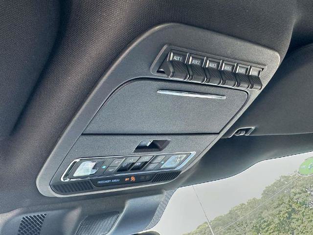 Certified 2025 Ford F150 Raptor AWD/4WD image 39