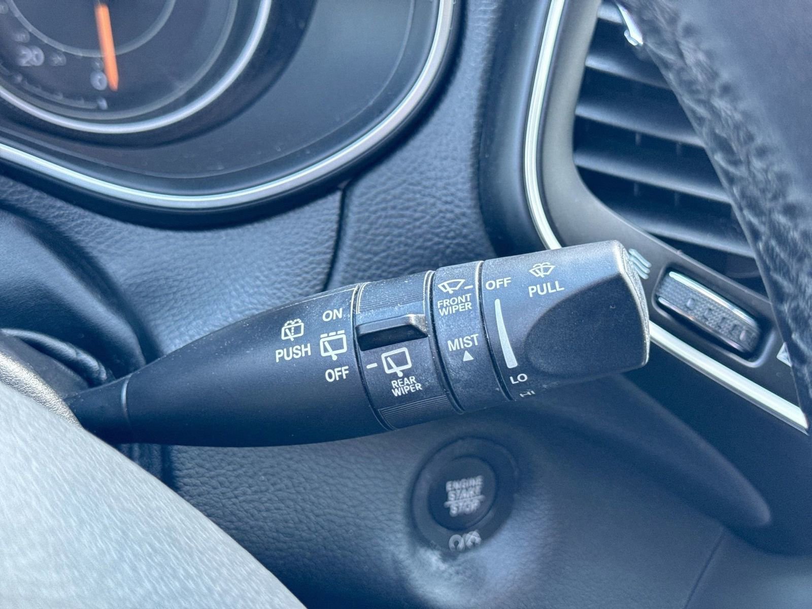 Used 2021 Jeep Cherokee Latitude Lux w/ Sun & Sound Group image 26