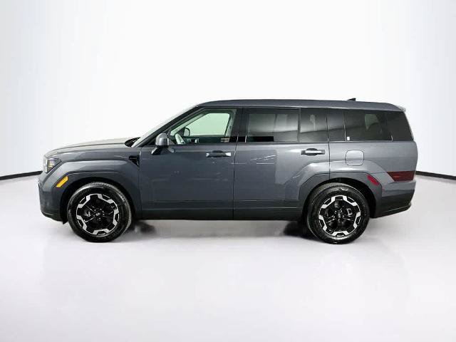Used 2026 Hyundai Santa Fe SE FWD image 3