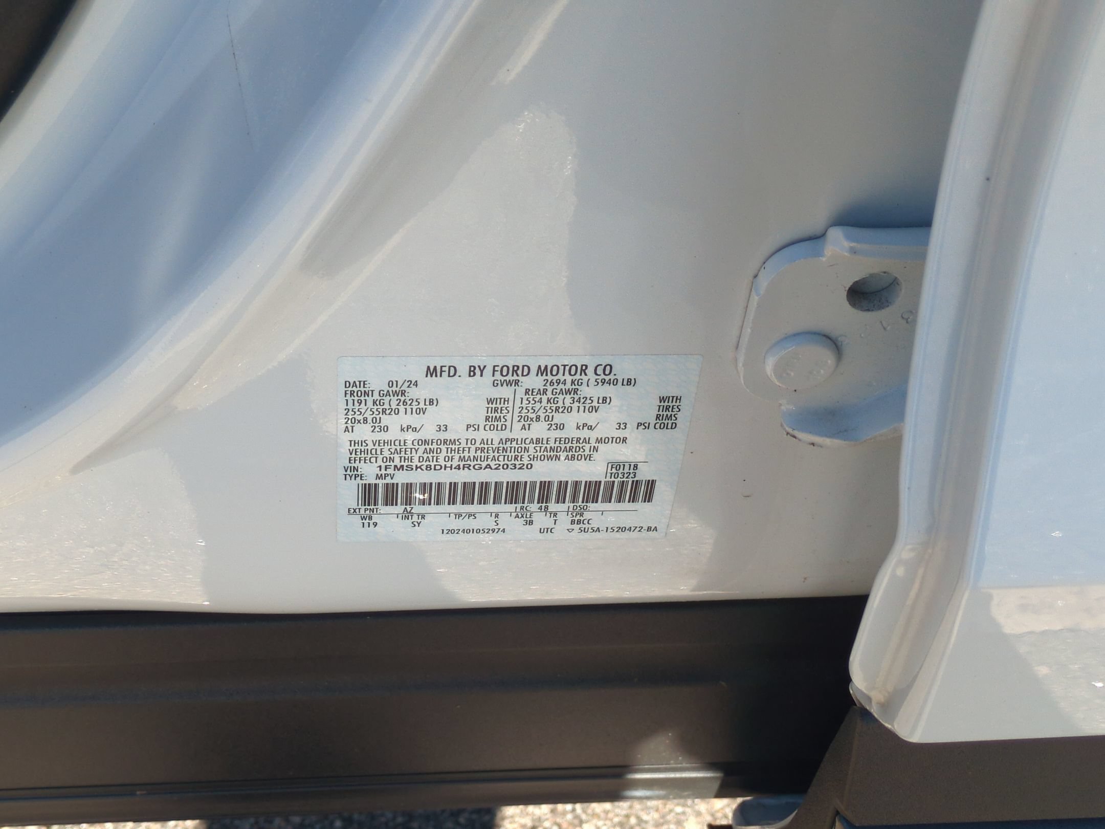 Certified 2024 Ford Explorer XLT w/ Equipment Group 202A AWD/4WD image 43