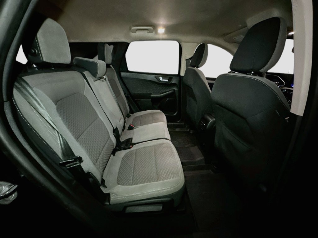 Certified 2020 Ford Escape SE AWD/4WD image 37