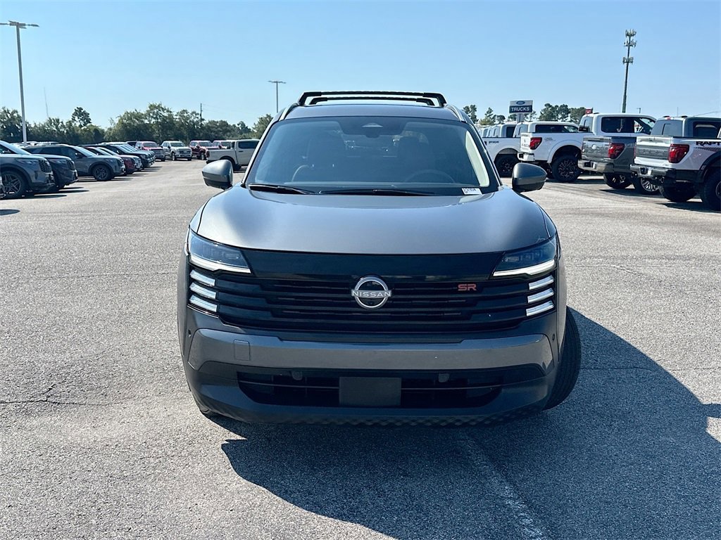 Used 2025 Nissan Kicks SR image 6