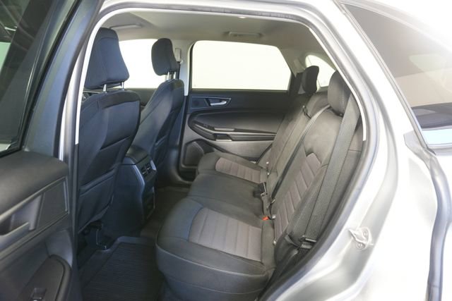Certified 2021 Ford Edge SE image 21