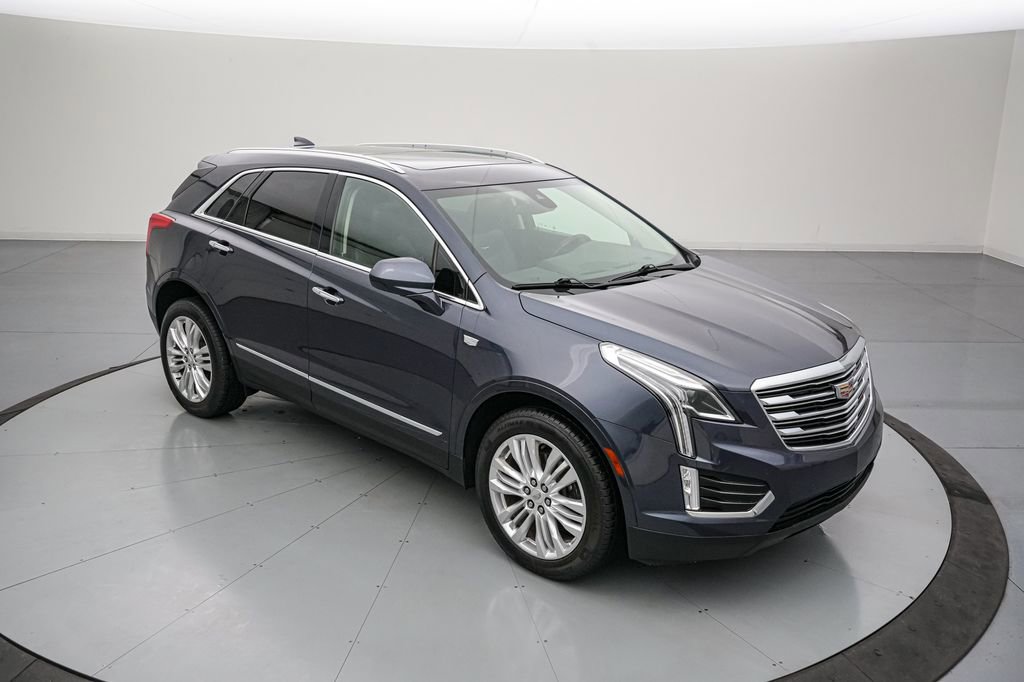 Used 2019 Cadillac XT5 Premium Luxury FWD image 2