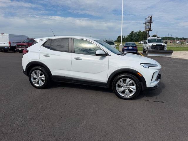 Used 2024 Buick Encore GX Preferred FWD image 4