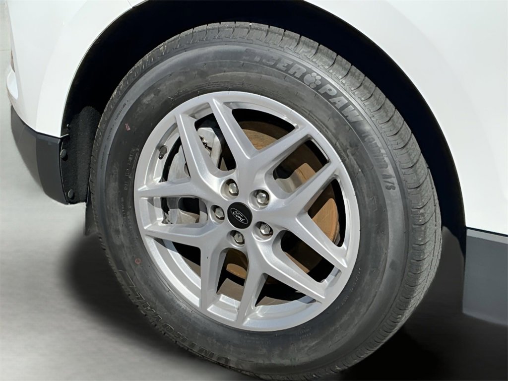 Certified 2024 Ford Edge SEL image 30