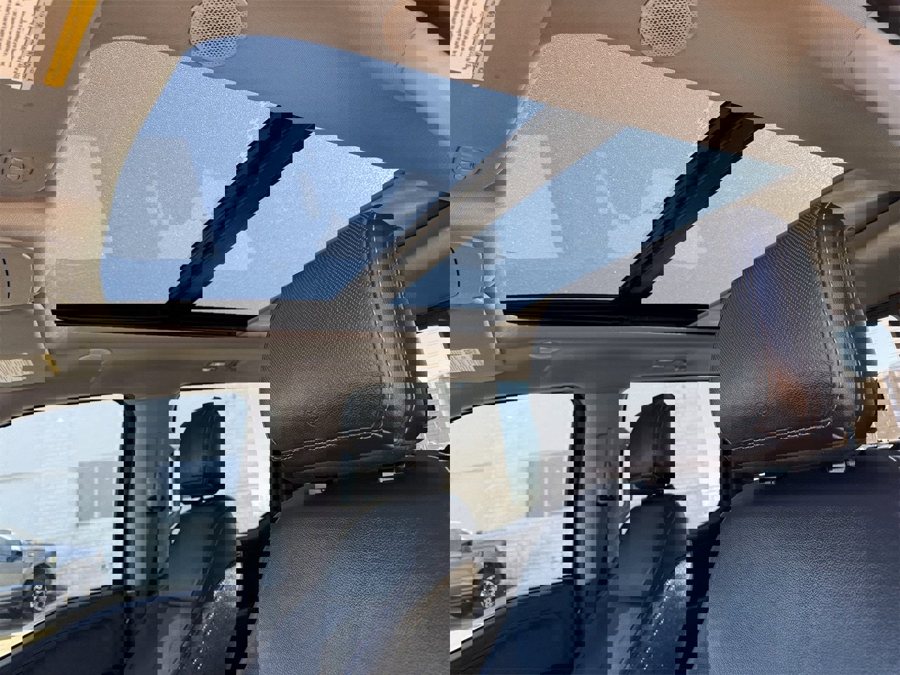 Certified 2021 Ford F150 Lariat w/ Equipment Group 502A High image 24