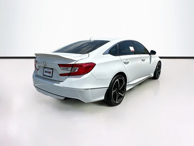 Used 2020 Honda Accord Touring image 11