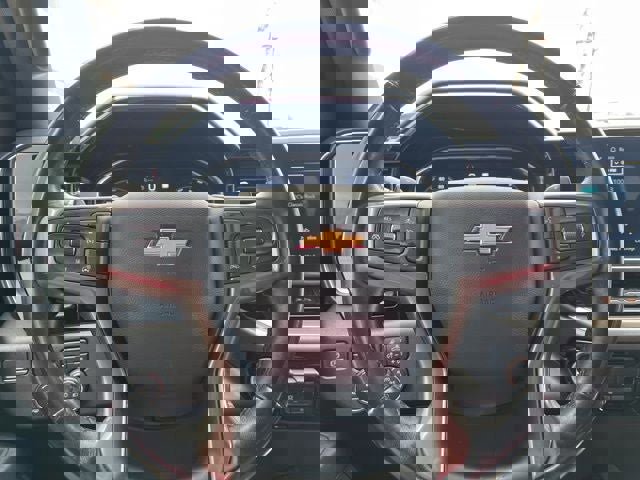 Used 2022 Chevrolet Silverado 1500 High Country w/ Technology Package image 27