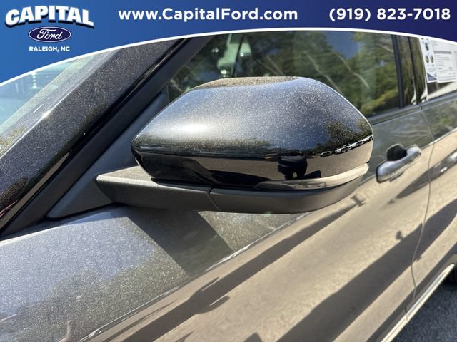 Certified 2025 Ford Explorer Platinum w/ LUX Leather Package AWD/4WD image 12