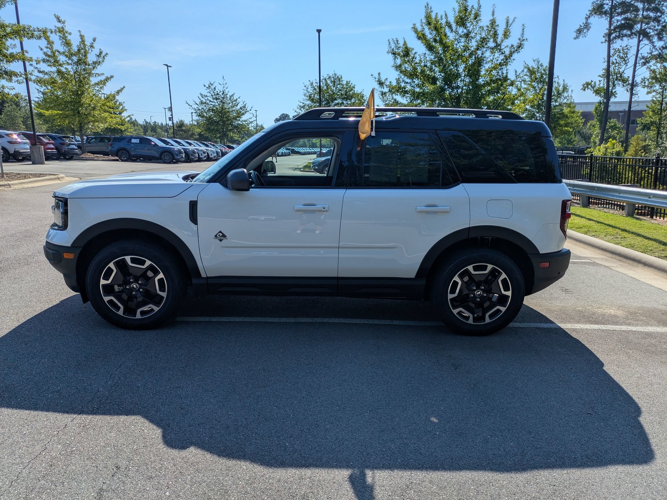 Certified 2023 Ford Bronco Sport Outer Banks w/ Tech Package AWD/4WD image 7