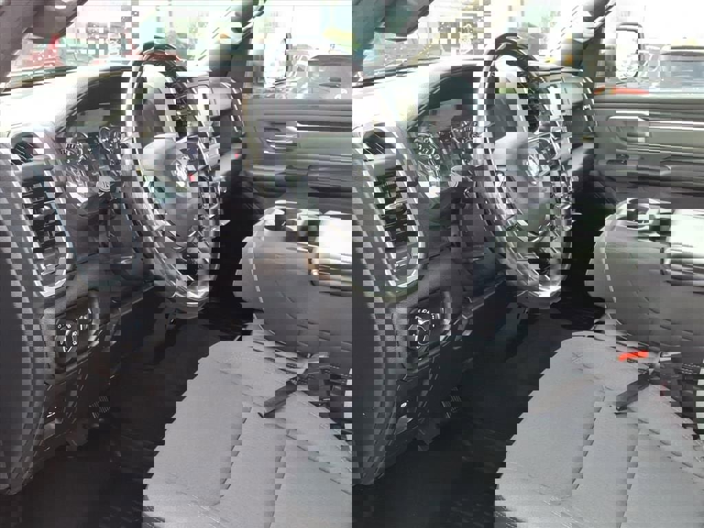 Used 2021 RAM 1500 Big Horn image 17