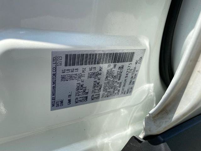 Used 2023 Nissan Rogue SV FWD image 16