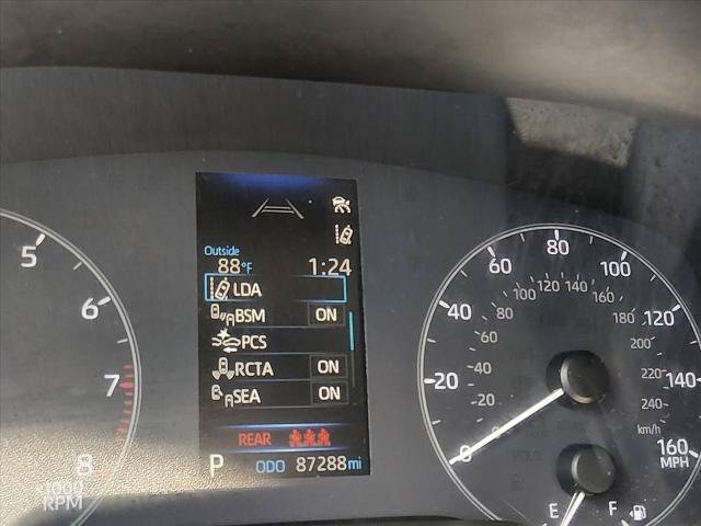 Used 2023 Toyota Corolla Cross LE FWD image 25