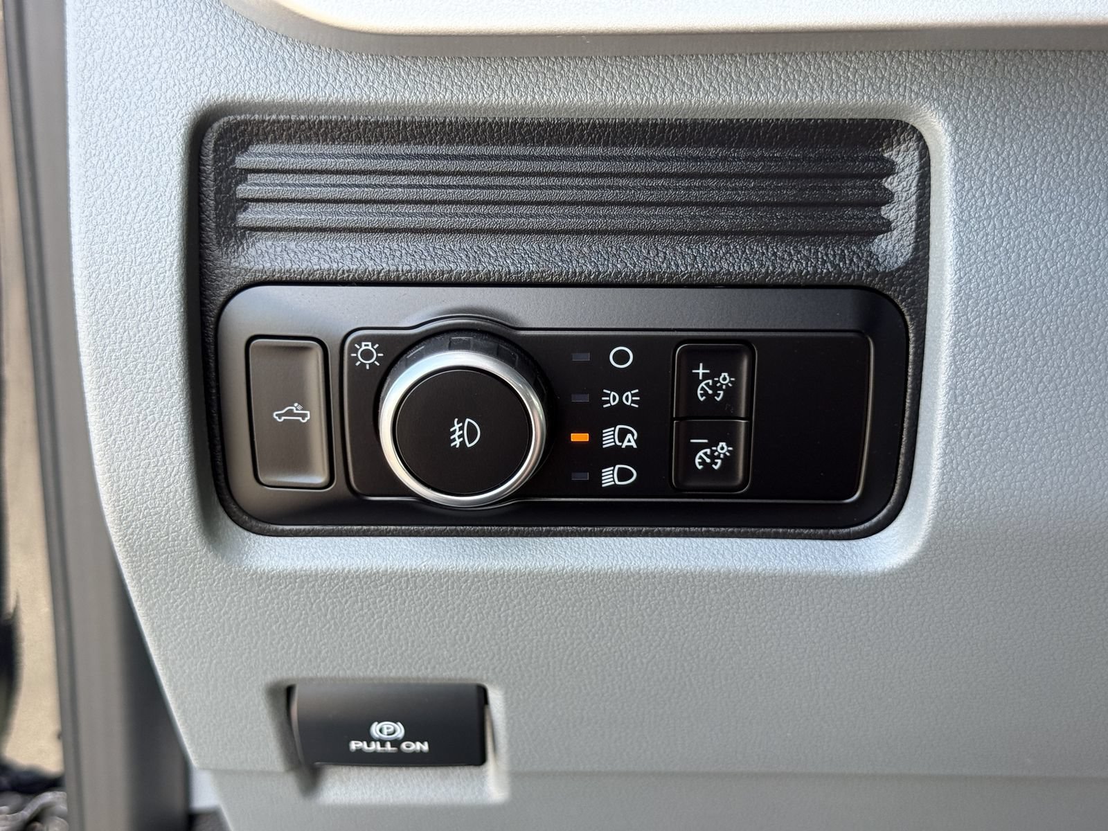 Certified 2026 Ford F250 XLT AWD/4WD image 27