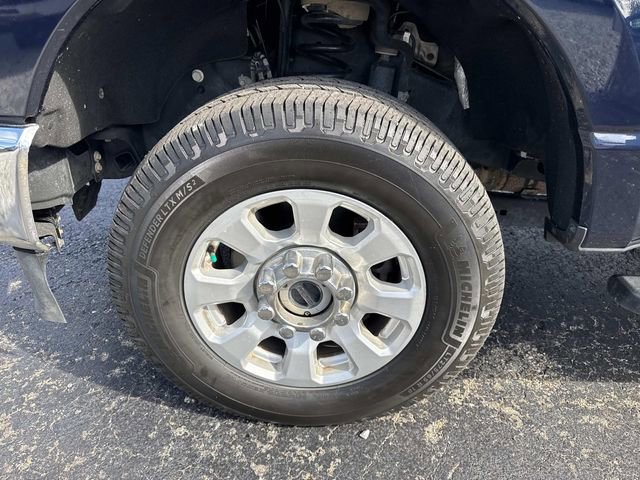 Certified 2024 Ford F250 XLT image 7