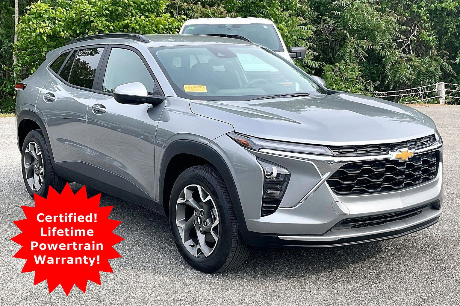 Used 2025 Chevrolet Trax LT