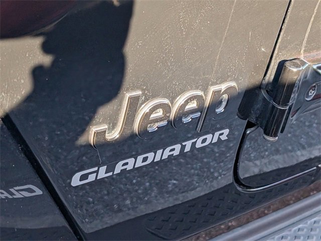 Used 2021 Jeep Gladiator Overland image 6
