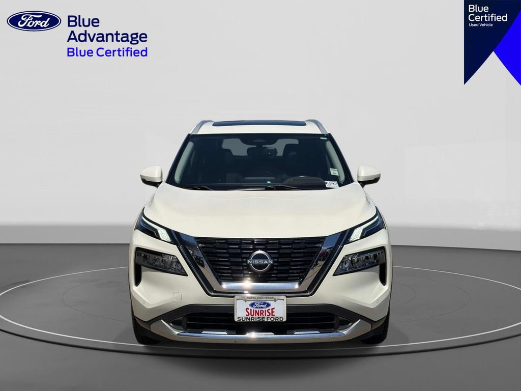 Used 2023 Nissan Rogue Platinum FWD image 3