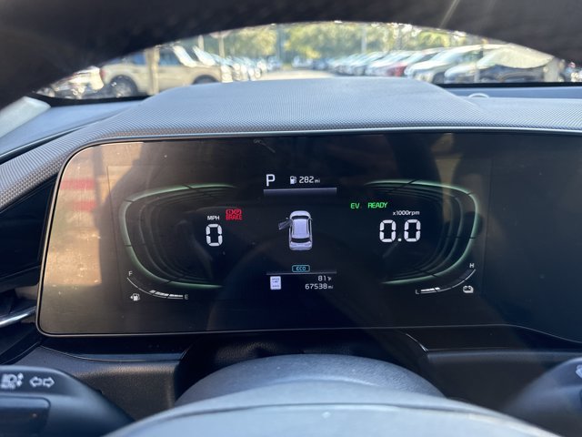 Used 2023 Kia Niro EX FWD image 22