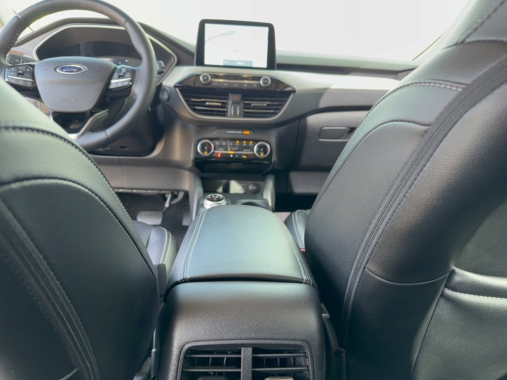Certified 2022 Ford Escape SEL image 31