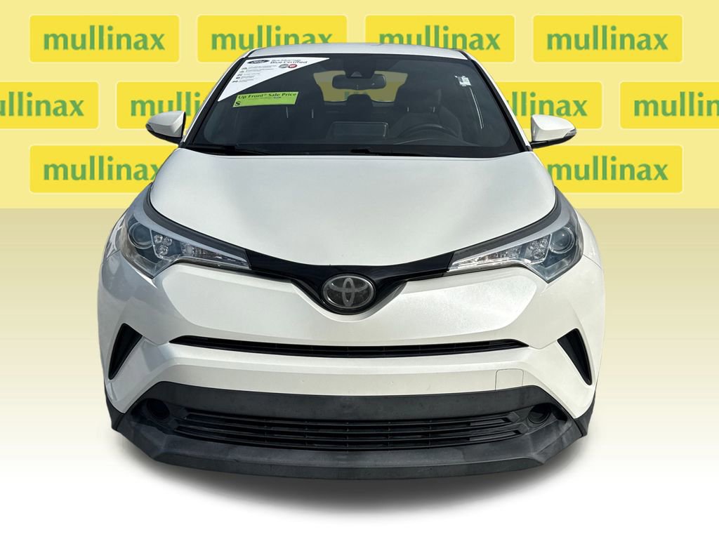 Used 2019 Toyota C-HR XLE image 6