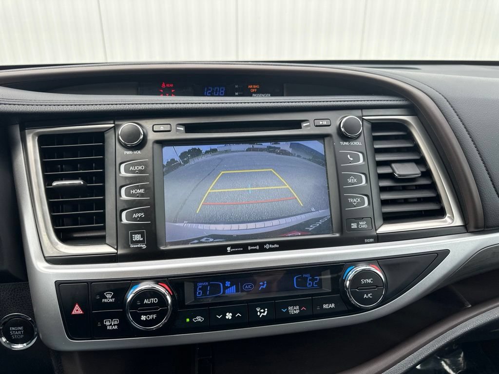 Used 2019 Toyota Highlander Limited AWD/4WD image 44