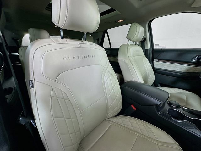 Certified 2017 Ford Explorer Platinum image 33