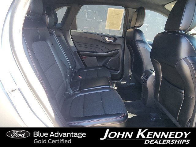 Certified 2024 Ford Escape ST-Line AWD/4WD image 12