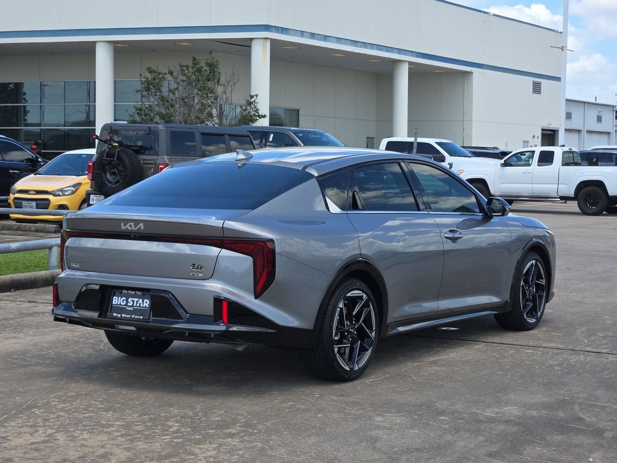 Used 2026 Kia K4 GT-Line FWD image 3