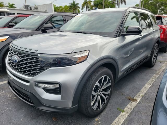 Certified 2022 Ford Explorer ST-Line w/ Class IV Trailer Tow Package RWD image 31