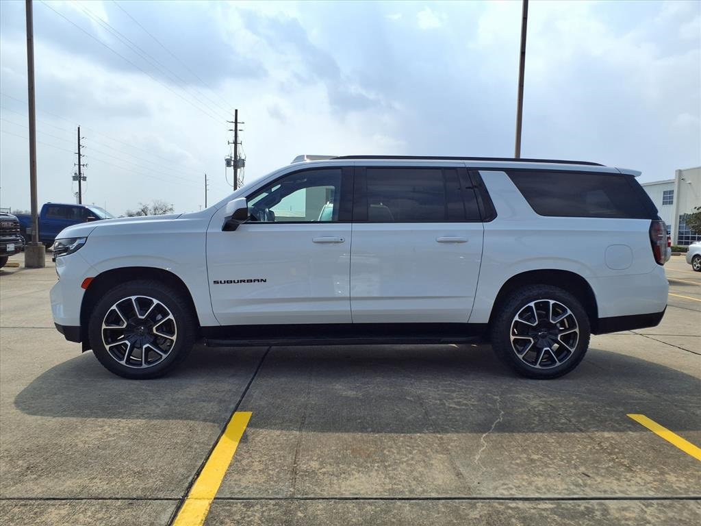 Used 2024 Chevrolet Suburban RST image 8