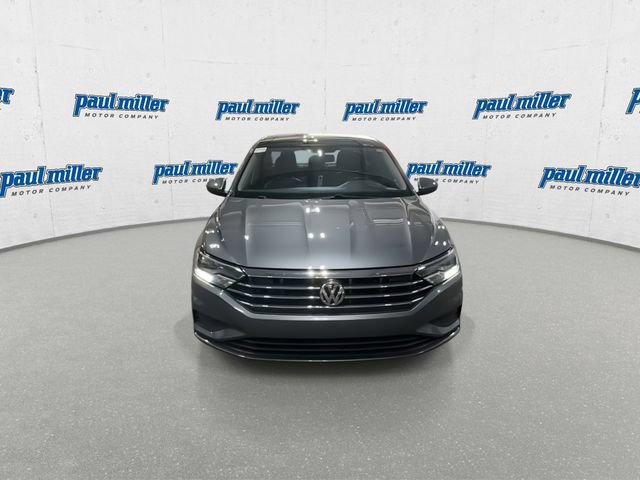 Used 2019 Volkswagen Jetta SE FWD image 3