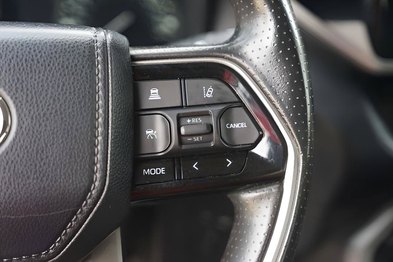 Used 2023 Toyota Tundra SR5 AWD/4WD image 23
