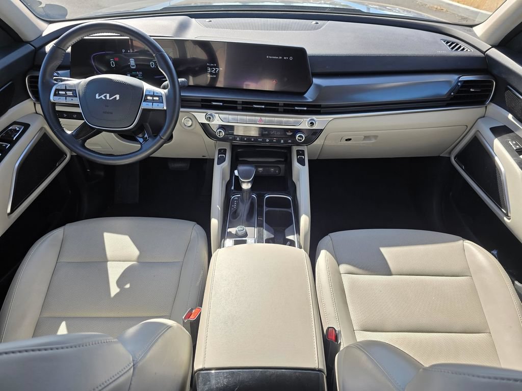 Used 2025 Kia Telluride S FWD image 10